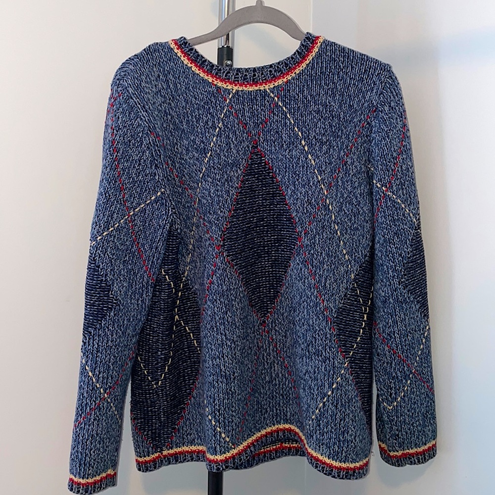 ✨💙📚 Gorgeous Patterned Old School Vibes Sweater✨💙📚